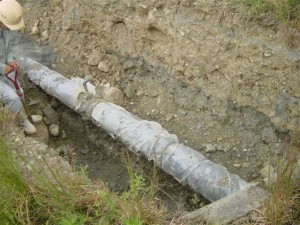 凍結工法による配管閉塞工事