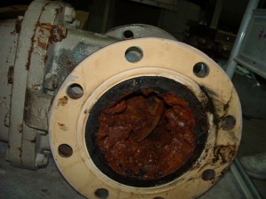 既設ゲート弁、内部状況